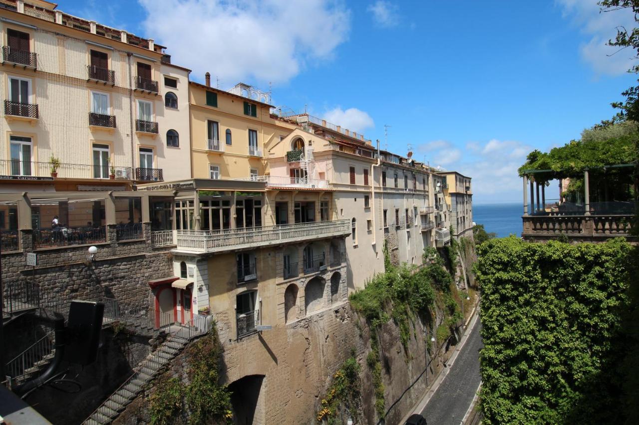 Piazza Tasso B&B Relais Sorrento Buitenkant foto