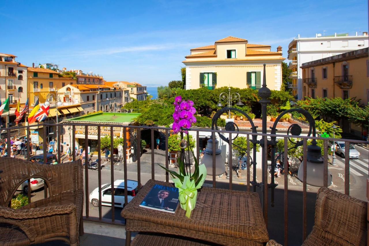 Piazza Tasso B&B Relais Sorrento Buitenkant foto